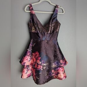 Alberto Makali Women's Dress. Floral cocktail dress. Women's size small.